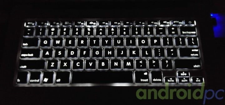 partake i3-5005u ultrabook fanless review n006