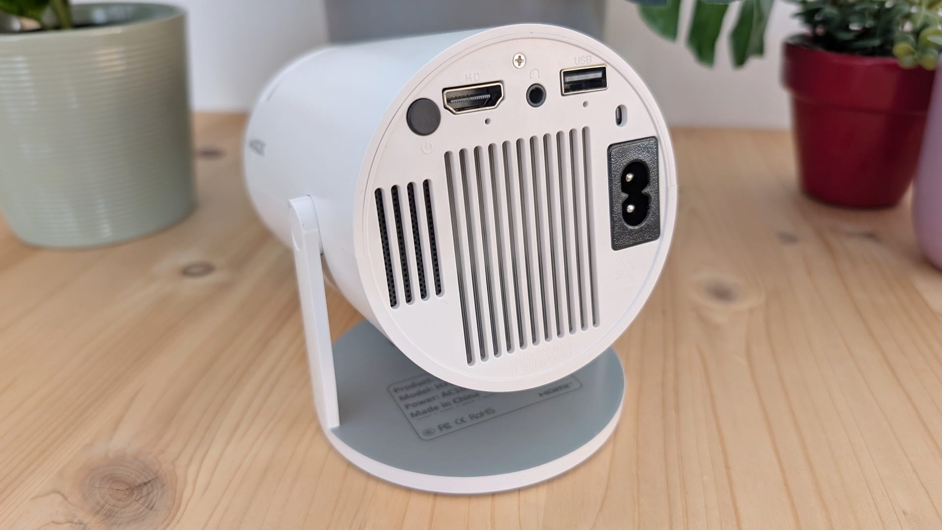 MAGCUBIC HY300 Pro review a007