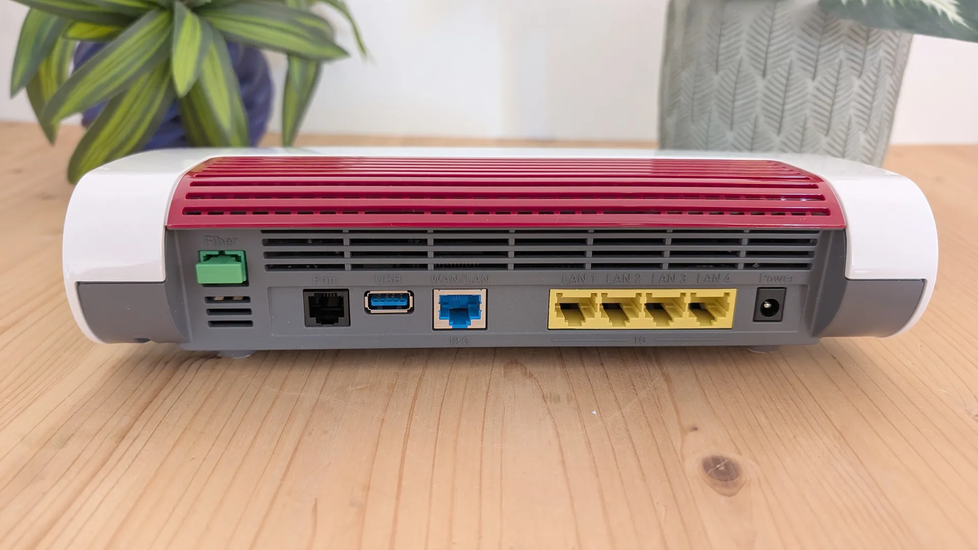 FRITZBox 5690 XGS review x006