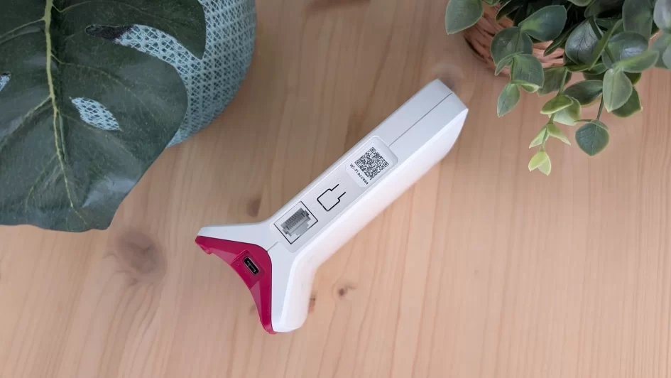 FRITZBox 6825 4G Review E006